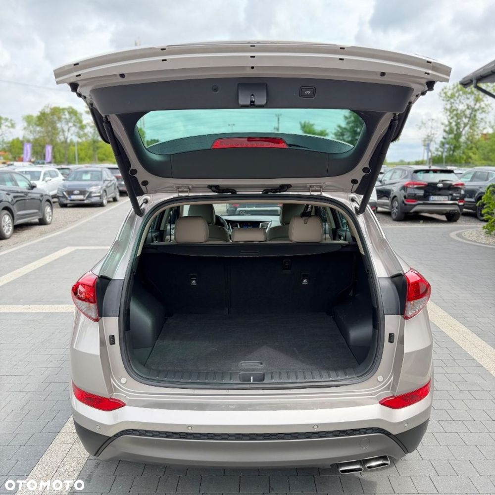Hyundai Tucson - 12