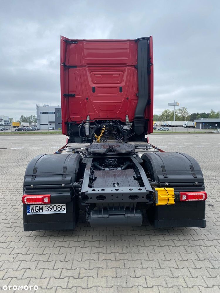 Mercedes-Benz Actros - 5