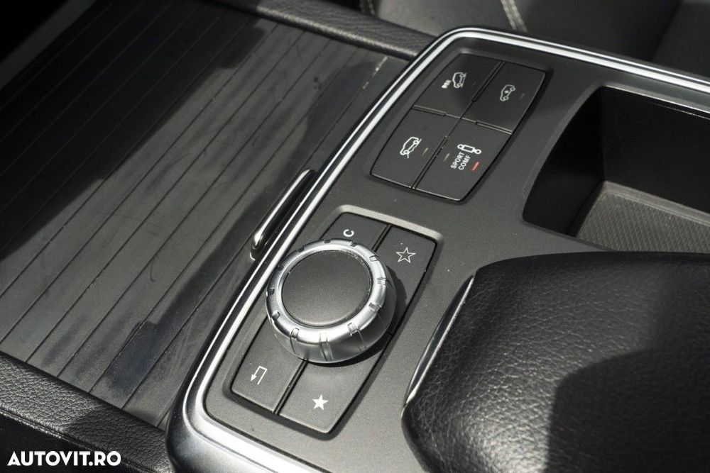 Mercedes-Benz ML - 18