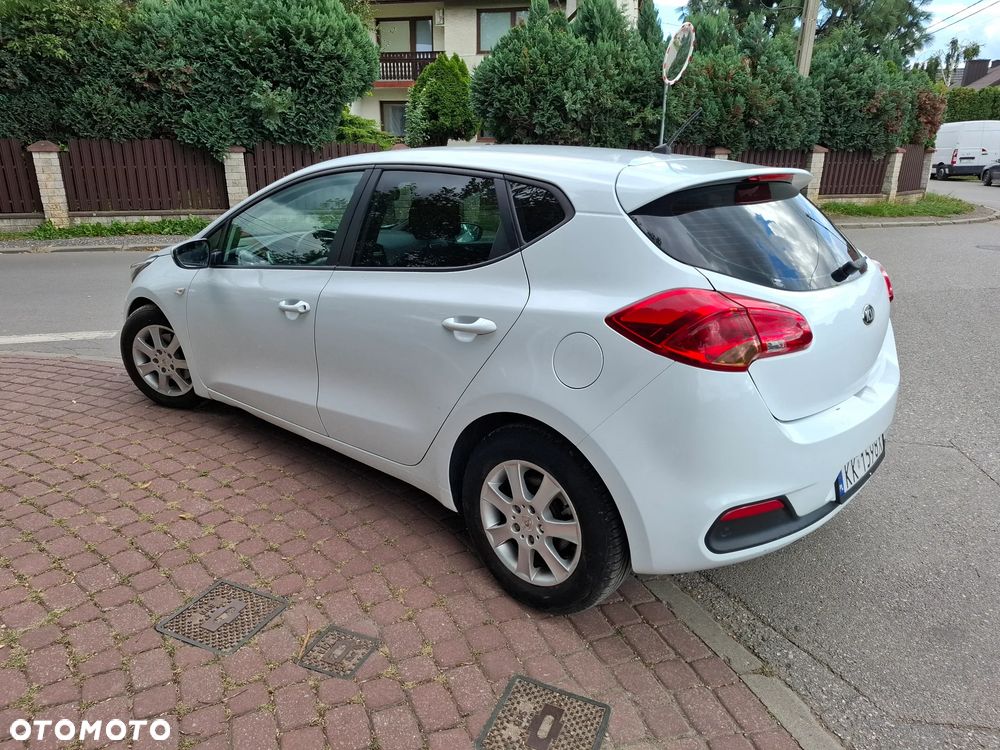 Kia Ceed - 6