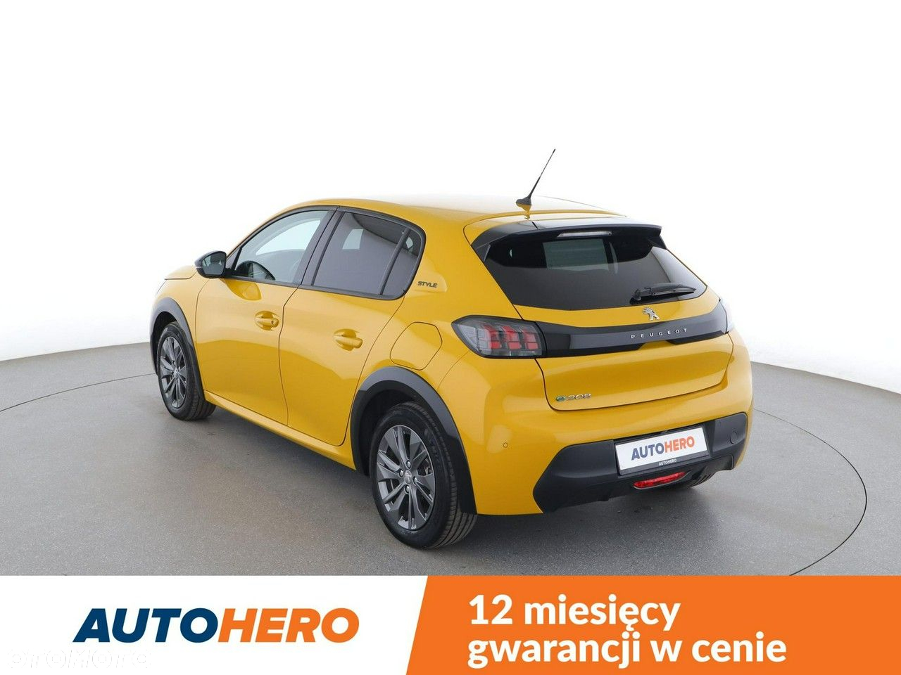 Peugeot 208 - 4