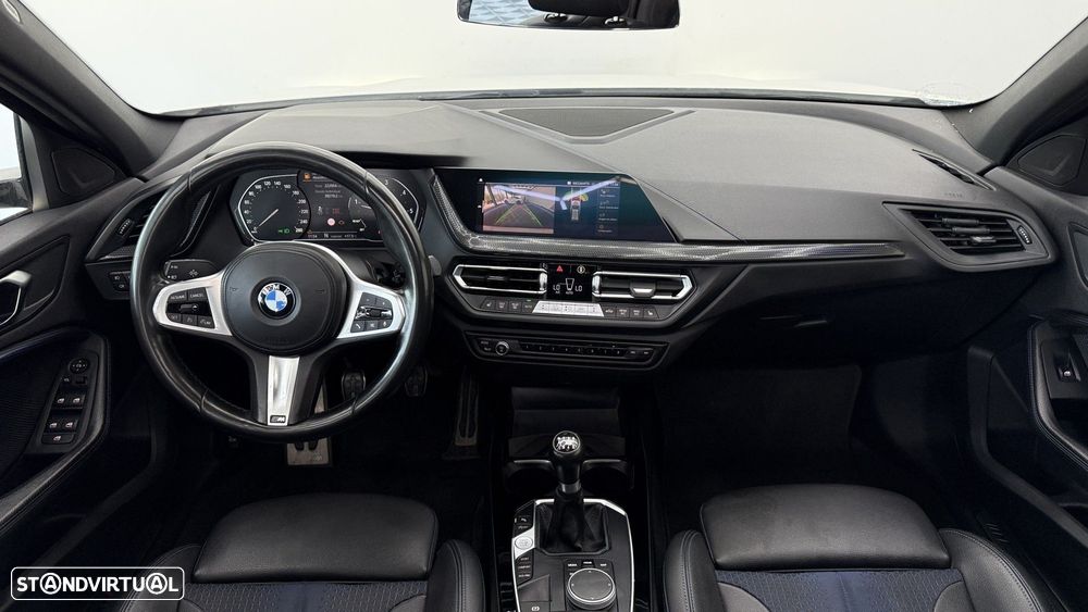 BMW 118 d Pack M - 20