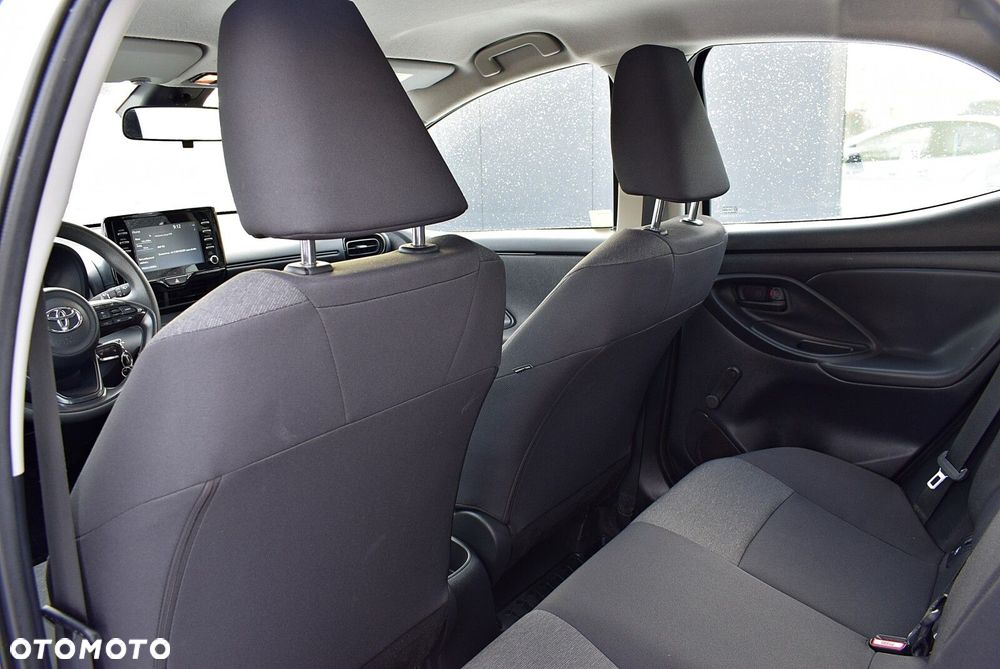 Toyota Yaris - 13