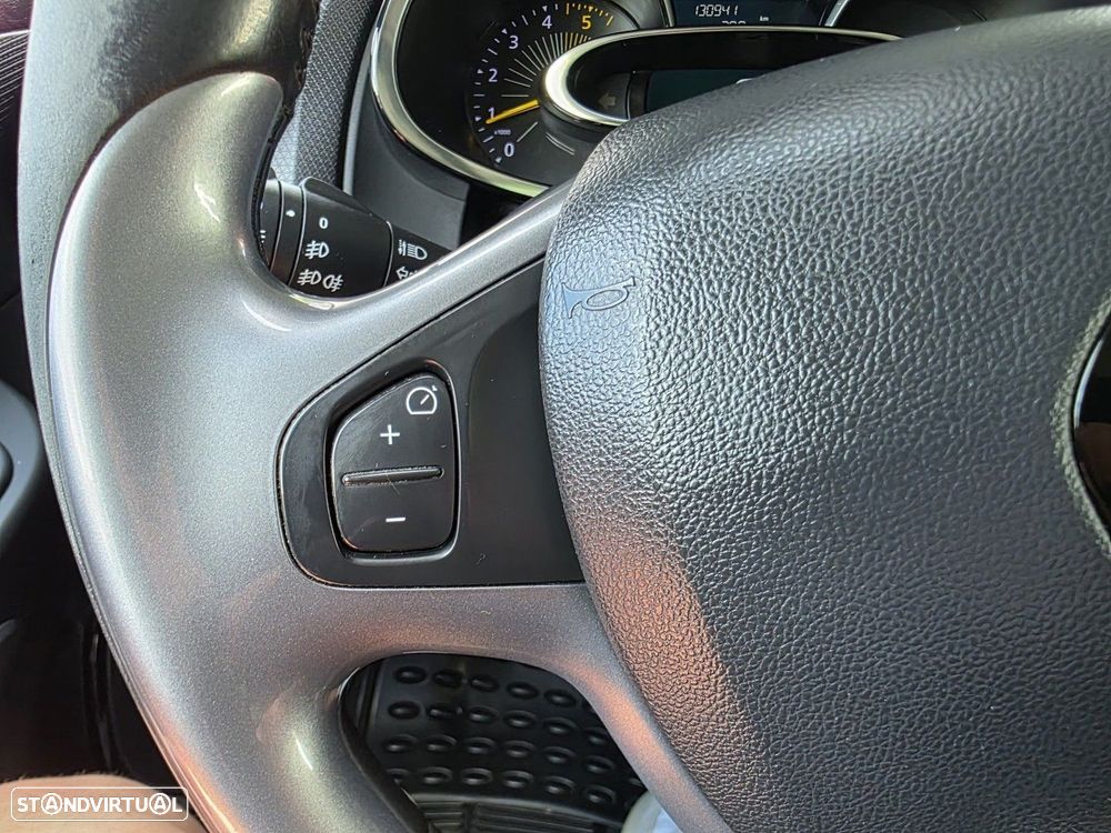 Renault Clio Sport Tourer 1.5 dCi Limited - 19