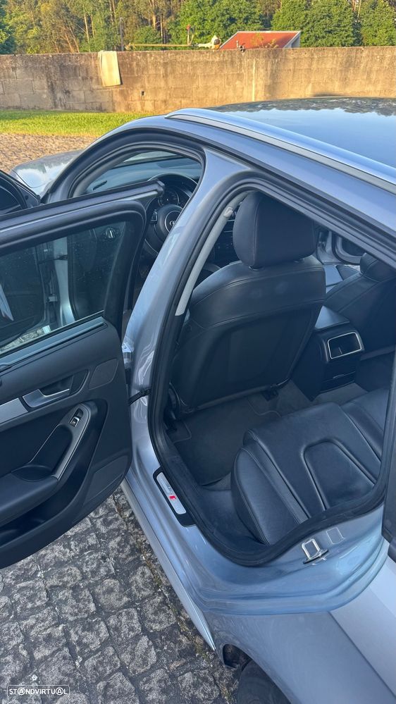 Audi A4 Avant 2.0 TDI Business Line S-line - 22