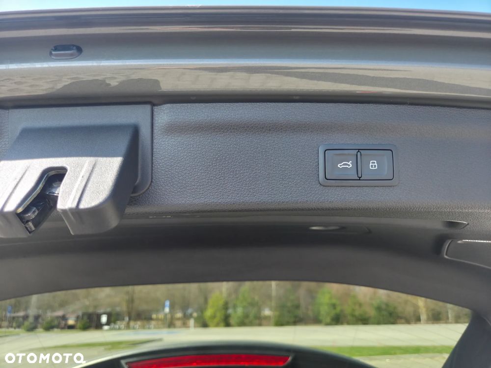 Audi Q3 45 TFSI Quattro S tronic S line - 27