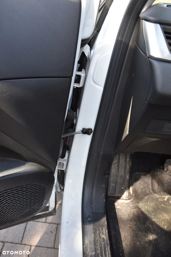 Renault Captur TCe Mild Hybrid 140 EDC GPF EVOLUTION - 23