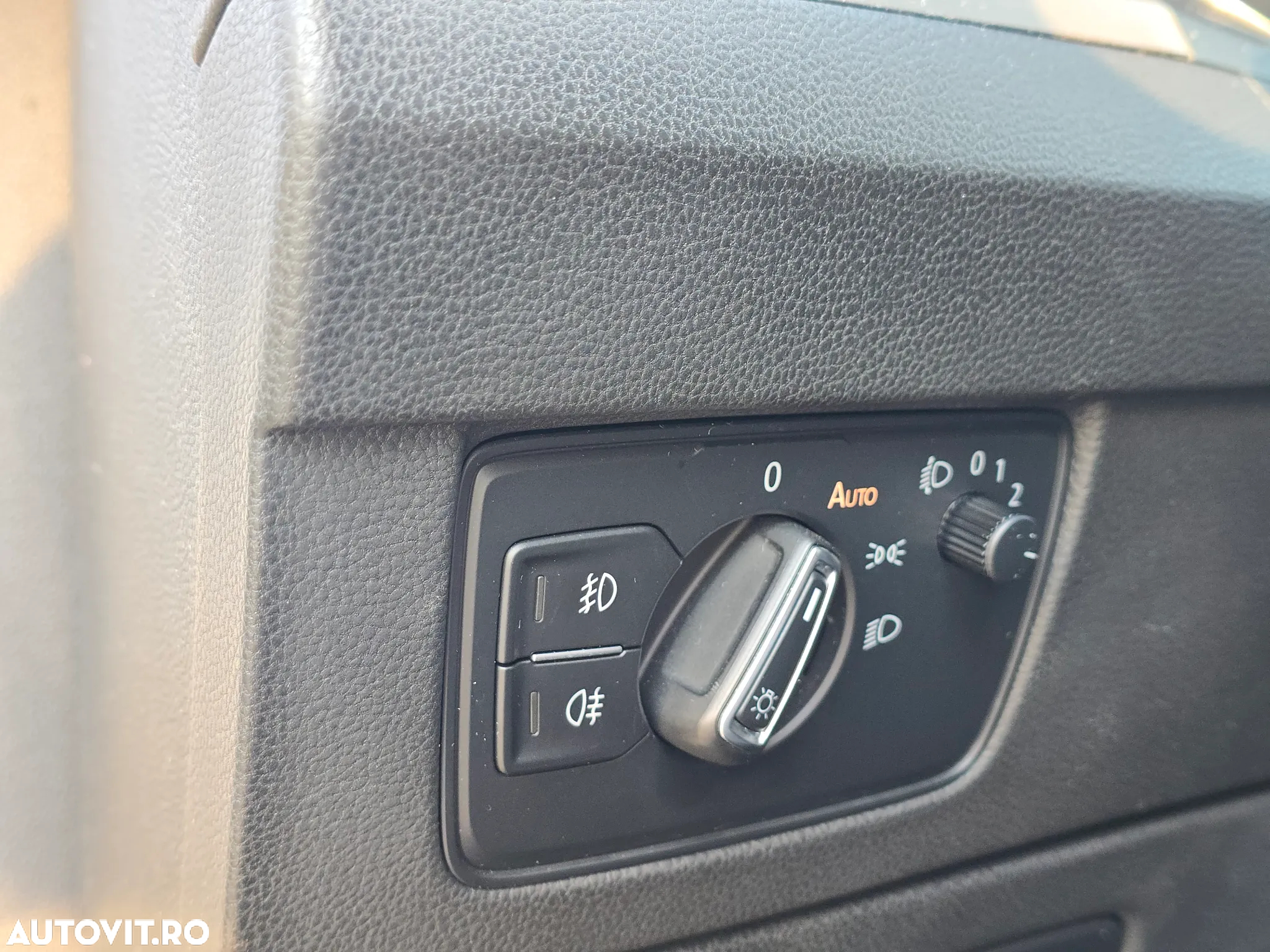 Volkswagen Passat - 17