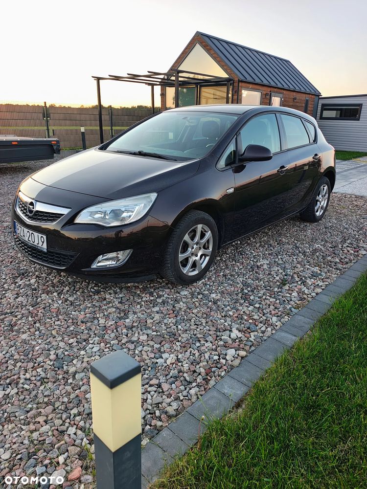 Opel Astra - 1
