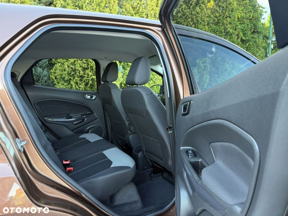Ford EcoSport - 38
