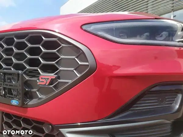 Ford Focus 2.3 EcoBoost ST X - 5