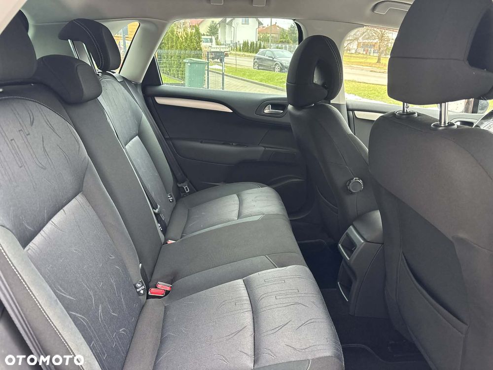 Citroën C4 HDi 90 Tendance - 25