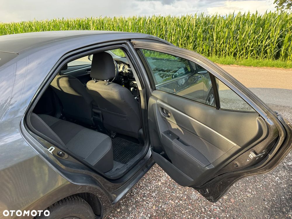 Toyota Corolla 1.6 Premium MS - 13