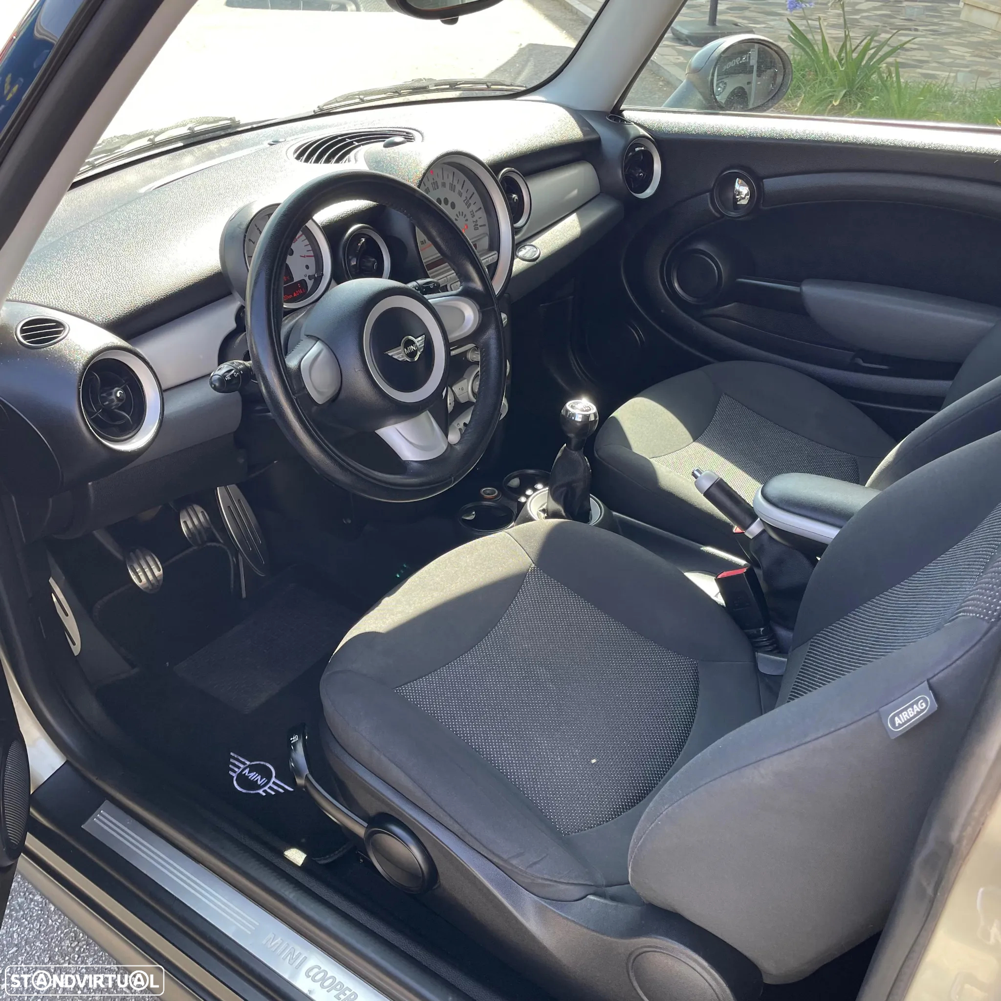 MINI 3 Portas Cooper D - 7