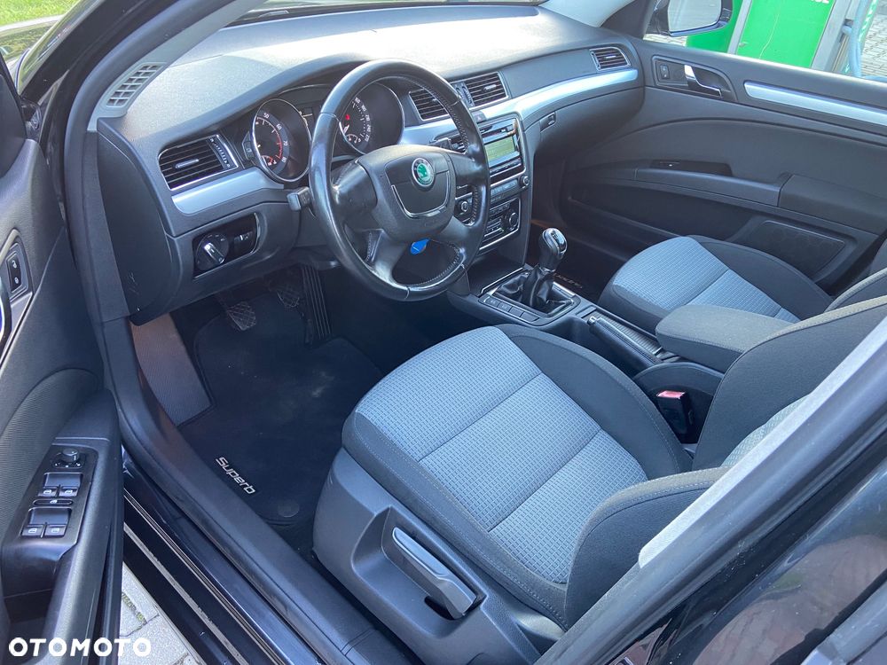 Skoda Superb 1.8 TSI 4x4 Comfort - 22