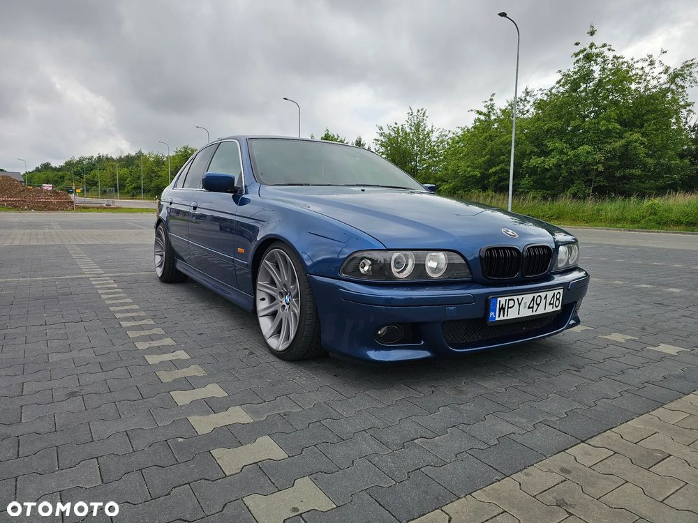 BMW Seria 5 525i - 4