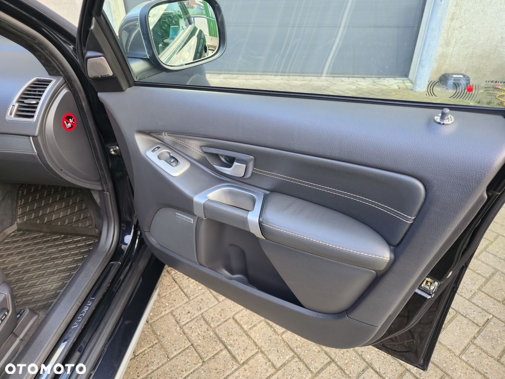 Volvo XC 90 D5 AWD Executive - 19
