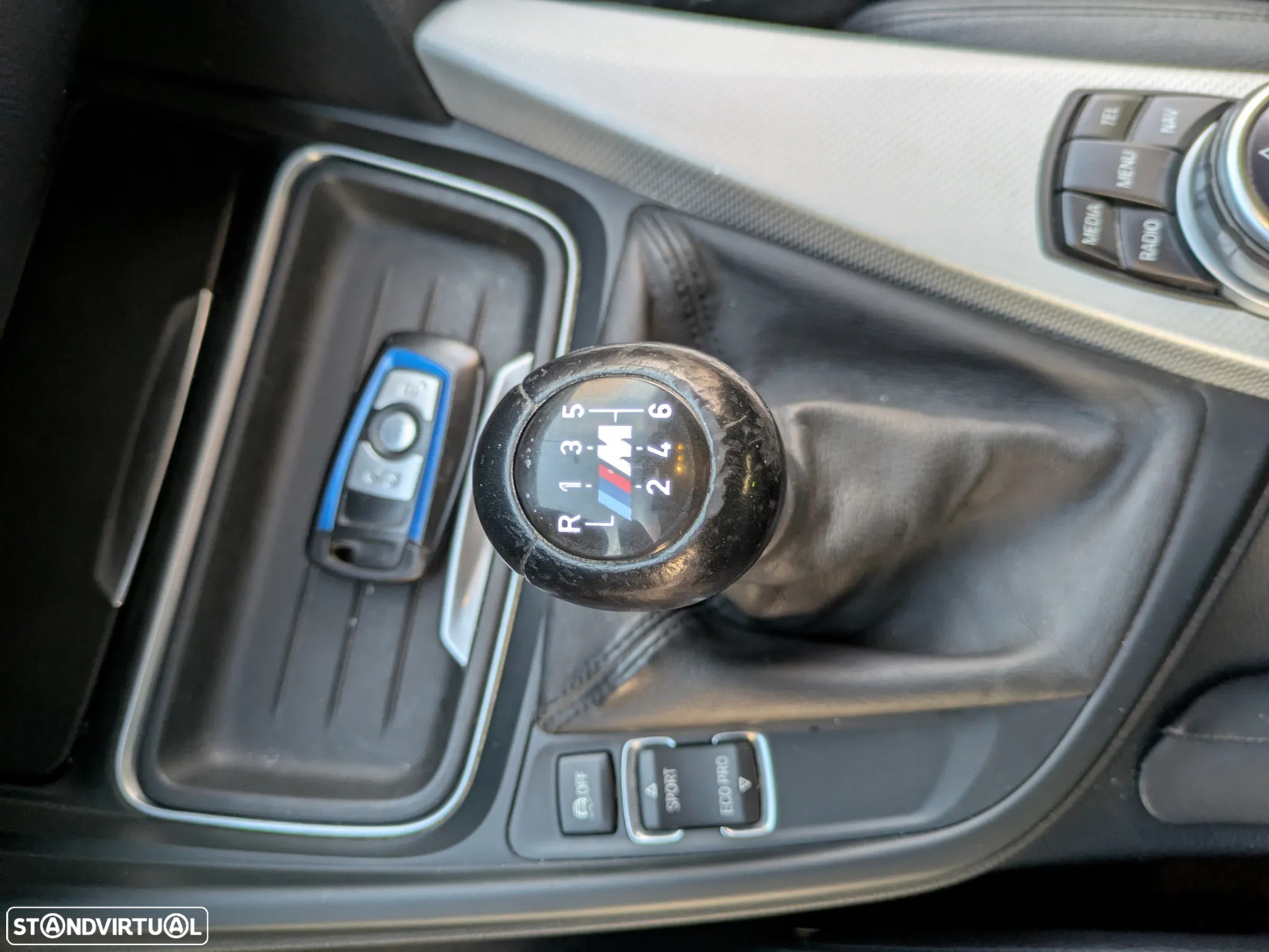 BMW 320 d Touring xDrive Pack M - 4