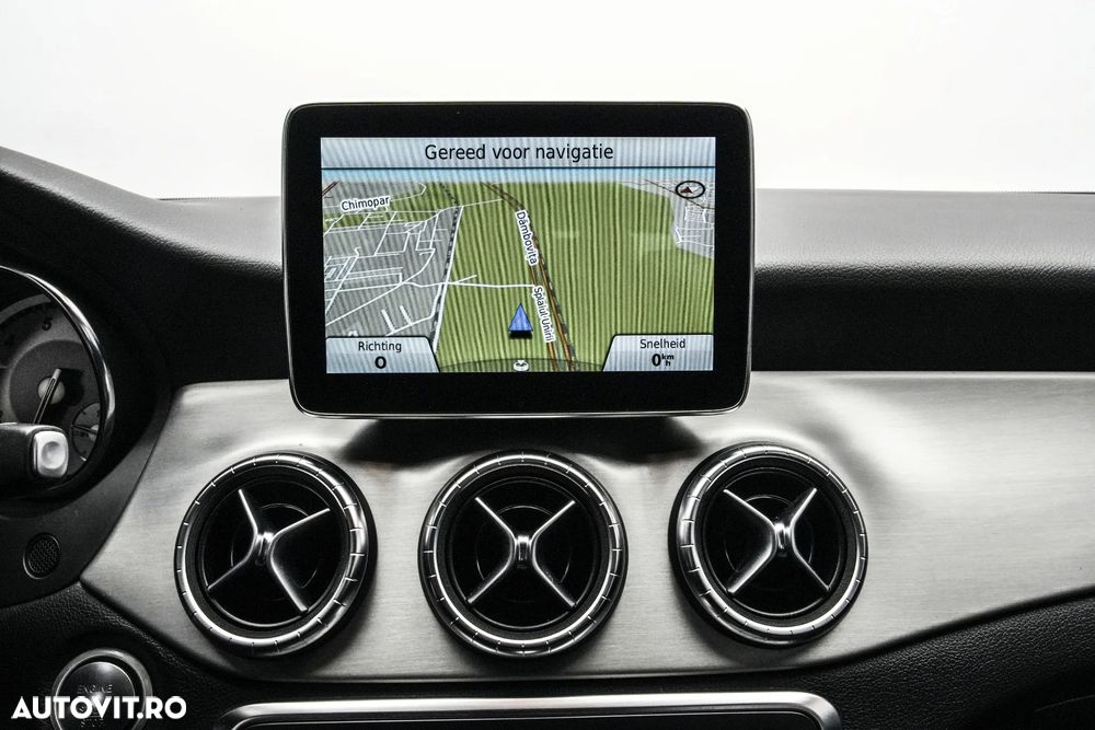 Mercedes-Benz CLA - 19