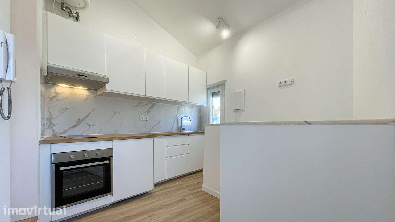 Apartamento T1 Renovado | 55 m² | 1.º Andar | Sete Moinhos – Campo de - Grande imagem: 4/21