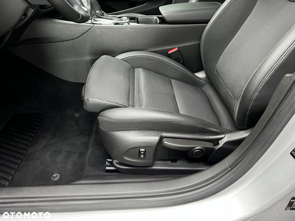 Opel Insignia - 39