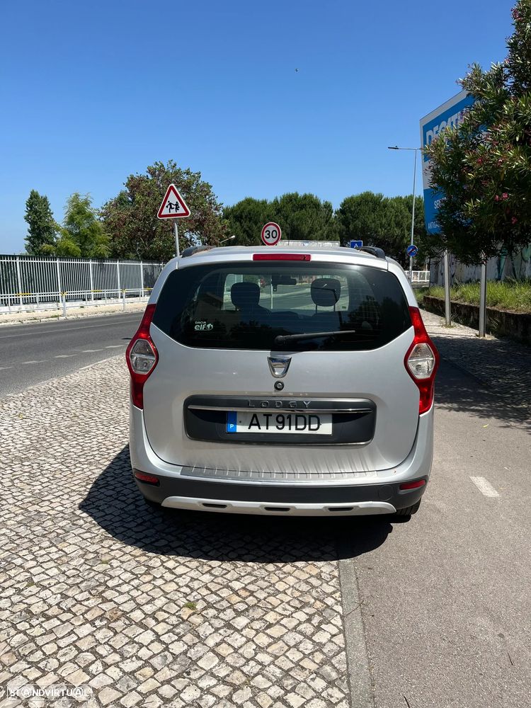 Dacia Lodgy 1.2 TCe Confort 7L - 7