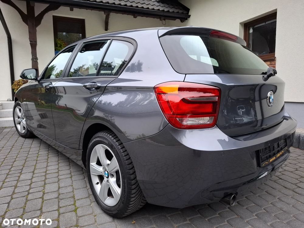 BMW Seria 1 116i Sport Line - 5