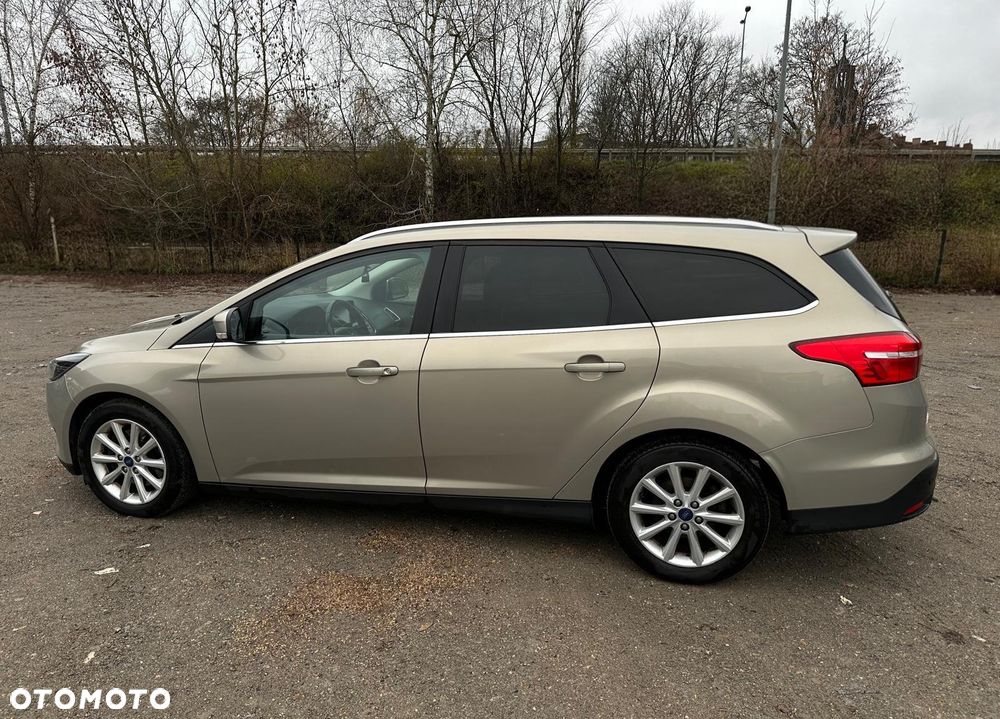 Ford Focus 1.5 EcoBoost Titanium ASS - 3