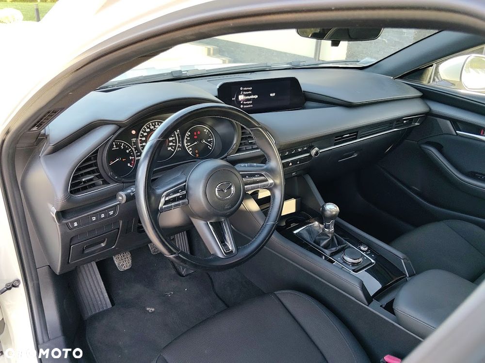 Mazda 3 - 5
