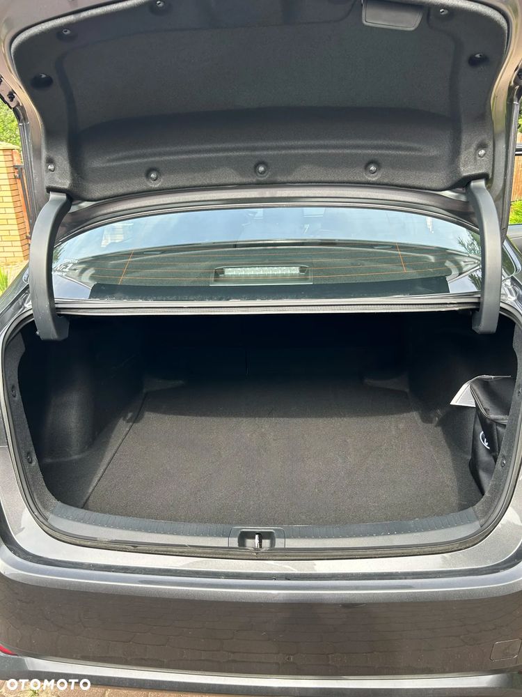 Toyota Corolla 1.5 Comfort MS - 16