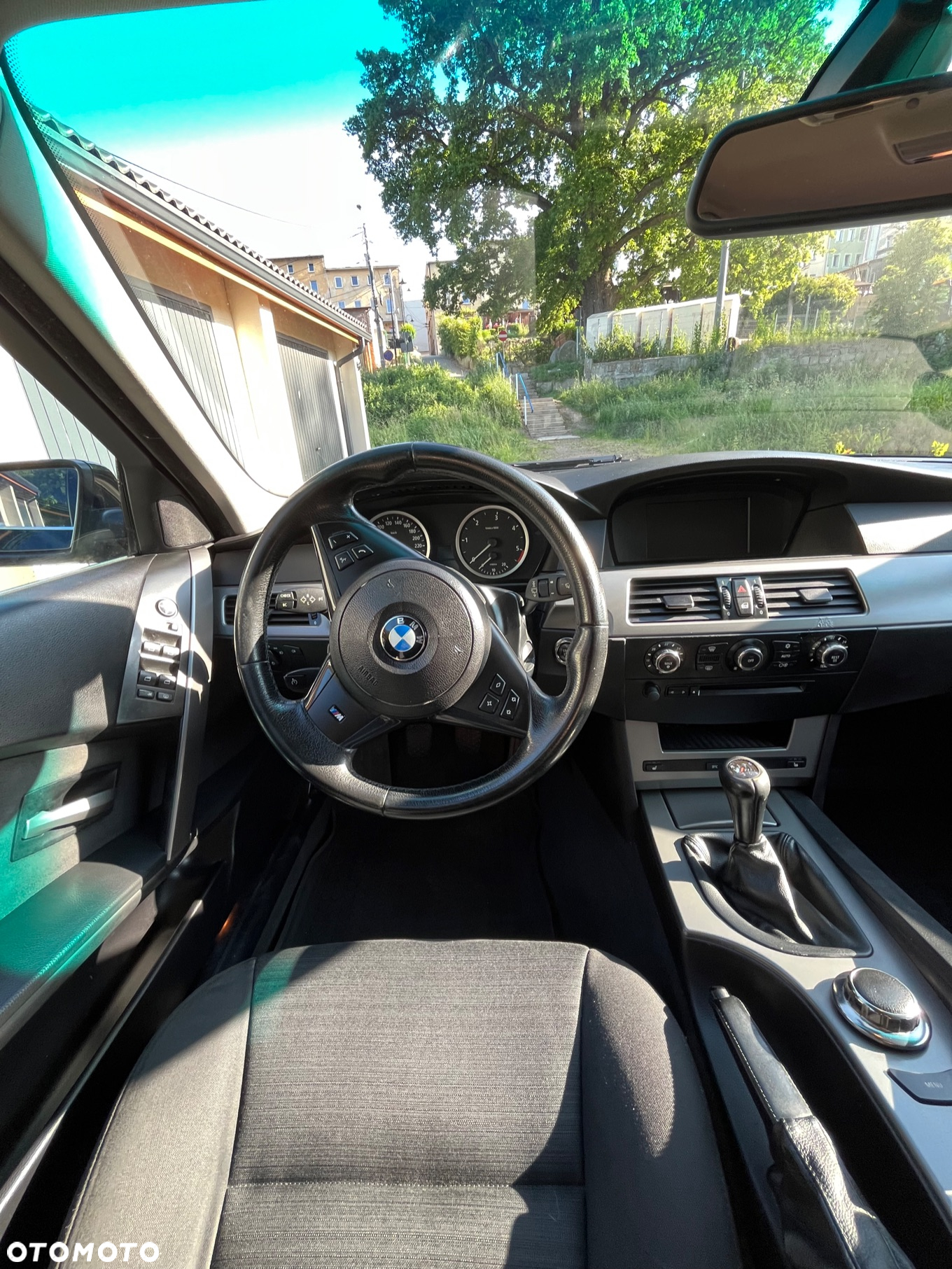 BMW Seria 5 520d - 13