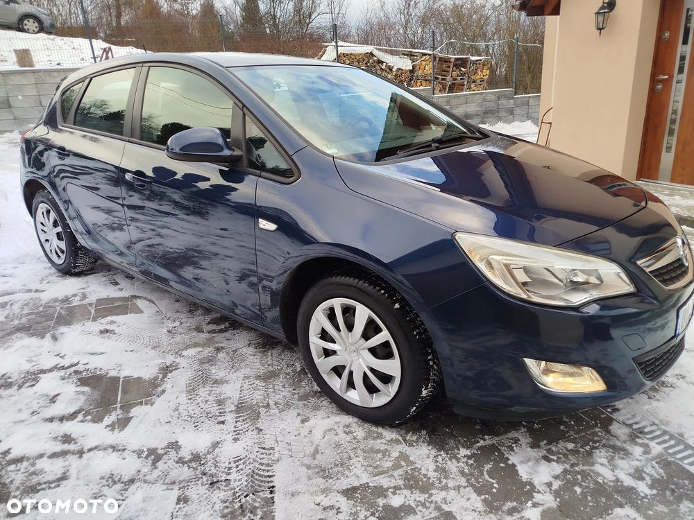 Opel Astra 1.6 Color Edition - 2