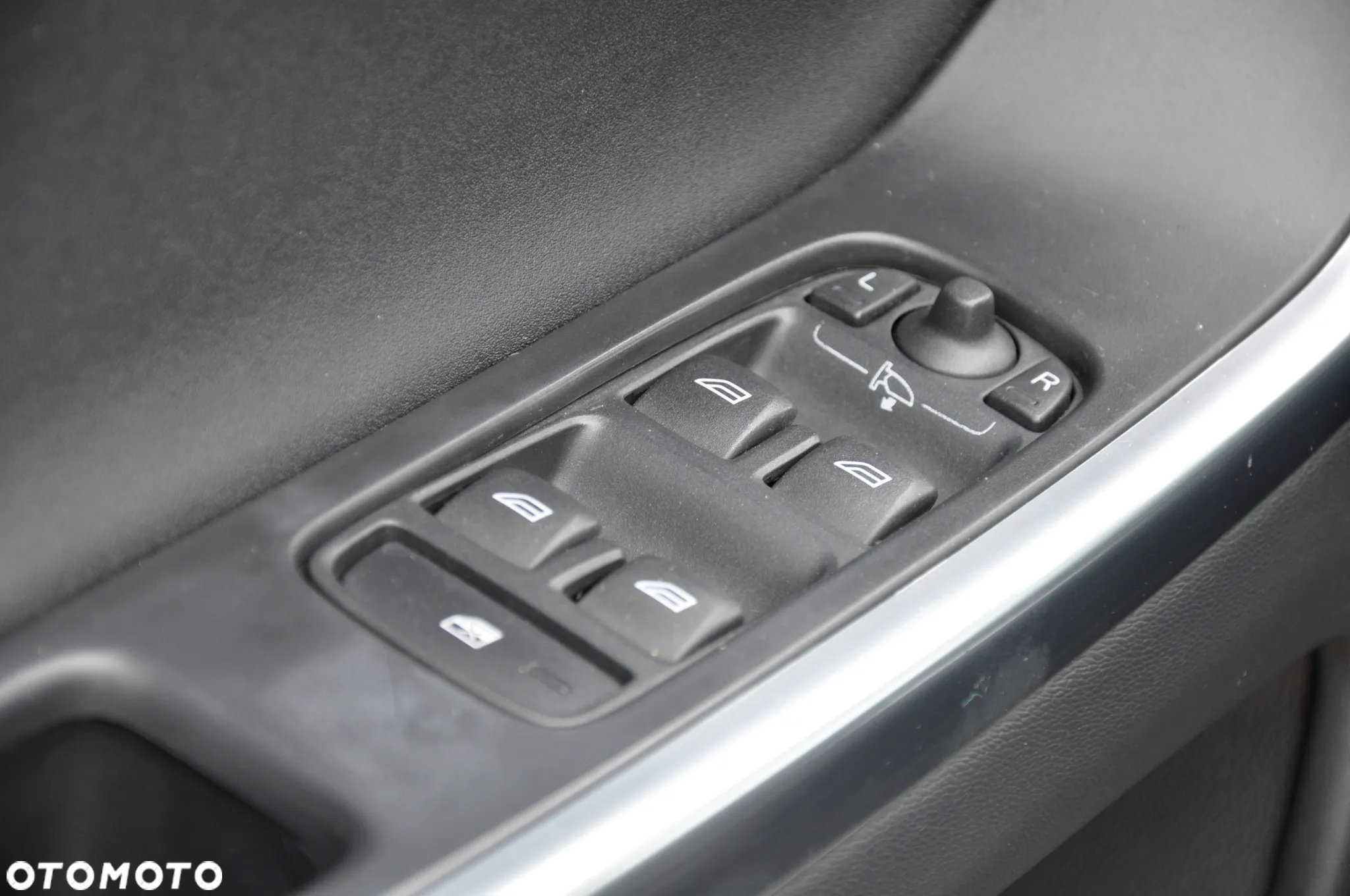 Volvo XC 60 - 22