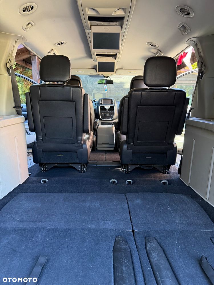 Lancia Voyager 2.8CRD Platinum - 4