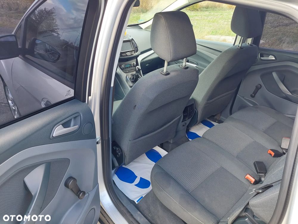 Ford C-MAX 1.6 Titanium - 21