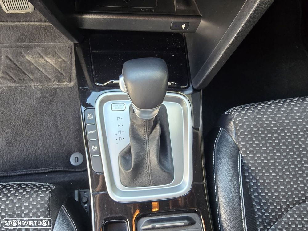 Kia XCeed - 12