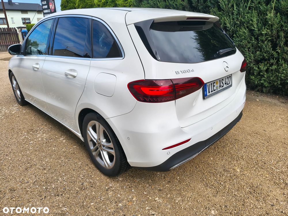 Mercedes-Benz Klasa B 180 d 8G-DCT Progressive Advanced - 3