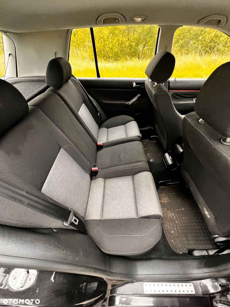 Volkswagen Golf - 12