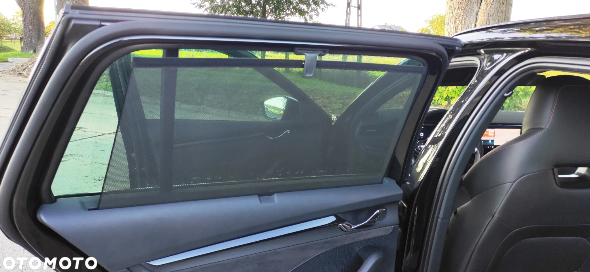 Skoda Octavia 2.0 TDI DSG RS Plus - 22