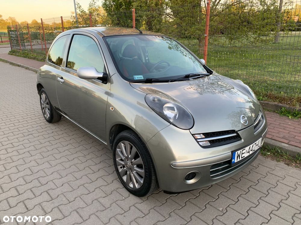 Nissan Micra - 1