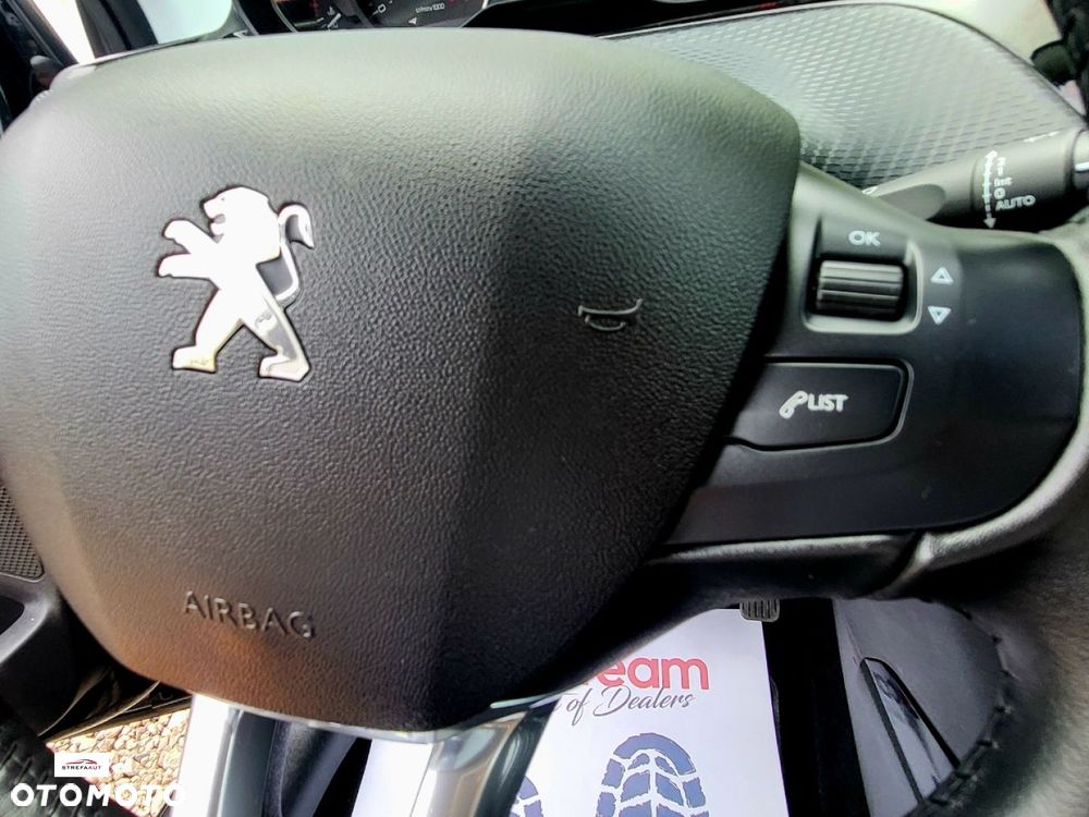 Peugeot 2008 - 21