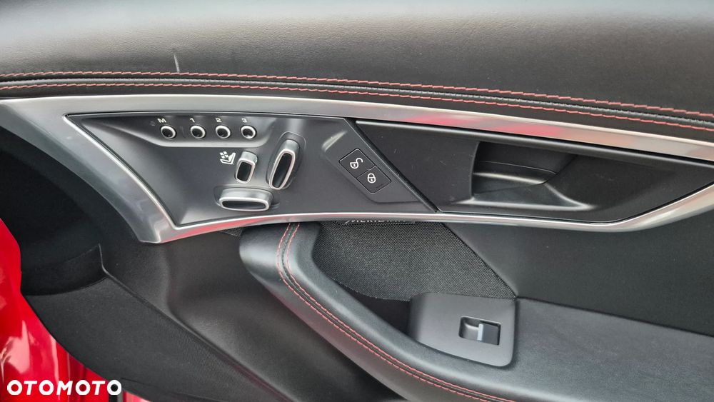 Jaguar F-Type 2.0 Turbo R-Dynamic Black - 14