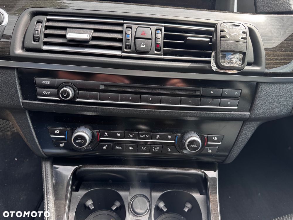 BMW Seria 5 535d xDrive Luxury Line - 4
