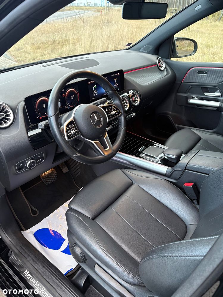 Mercedes-Benz Klasa B 180 7G-DCT - 15