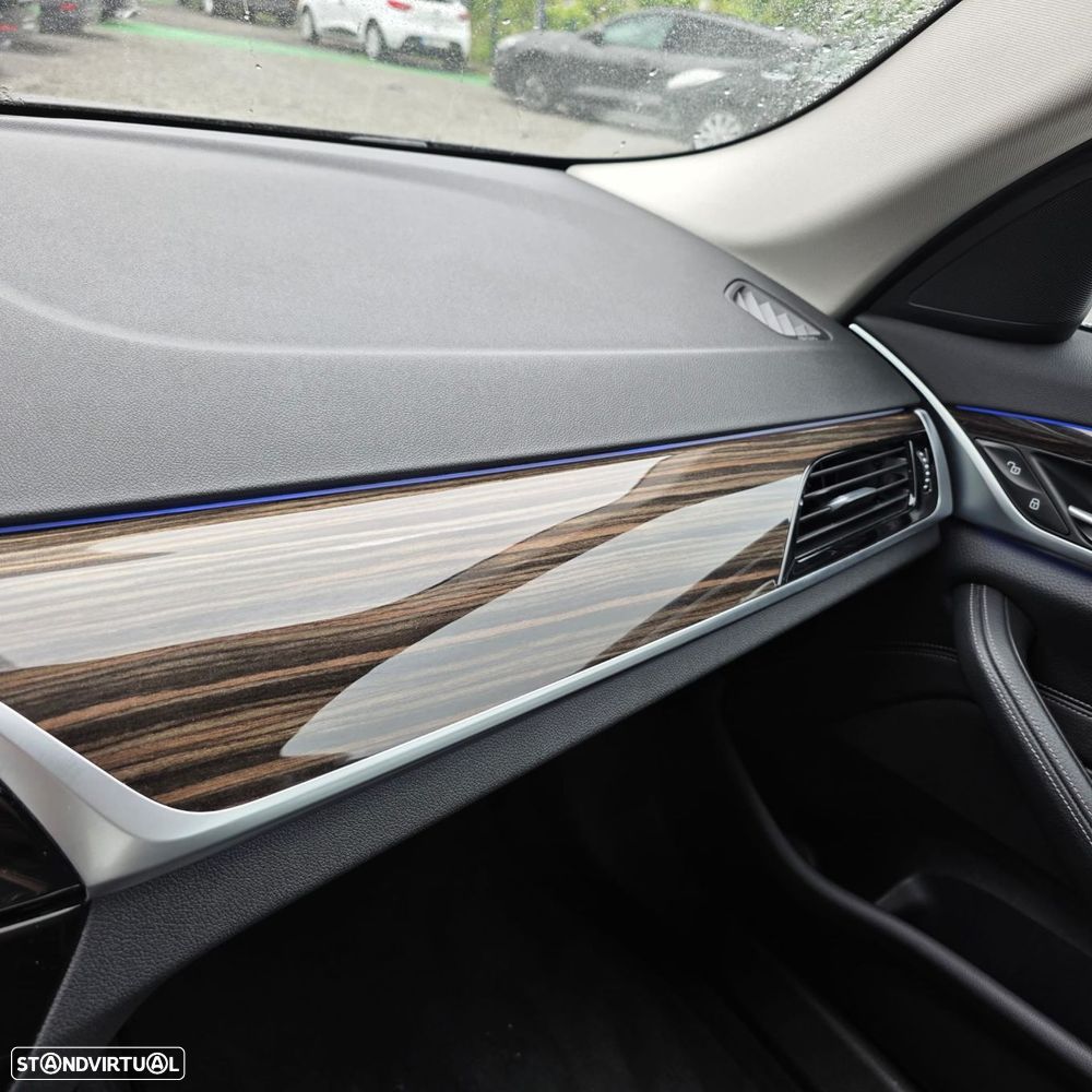 BMW 520 d Line Luxury Auto - 33
