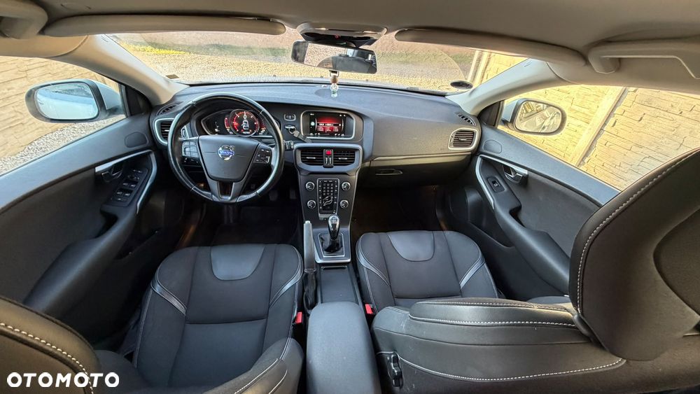 Volvo V40 - 31