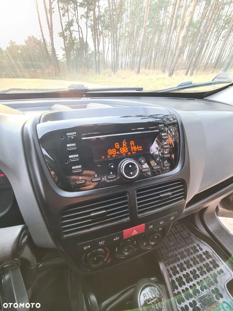 Opel Combo - 8