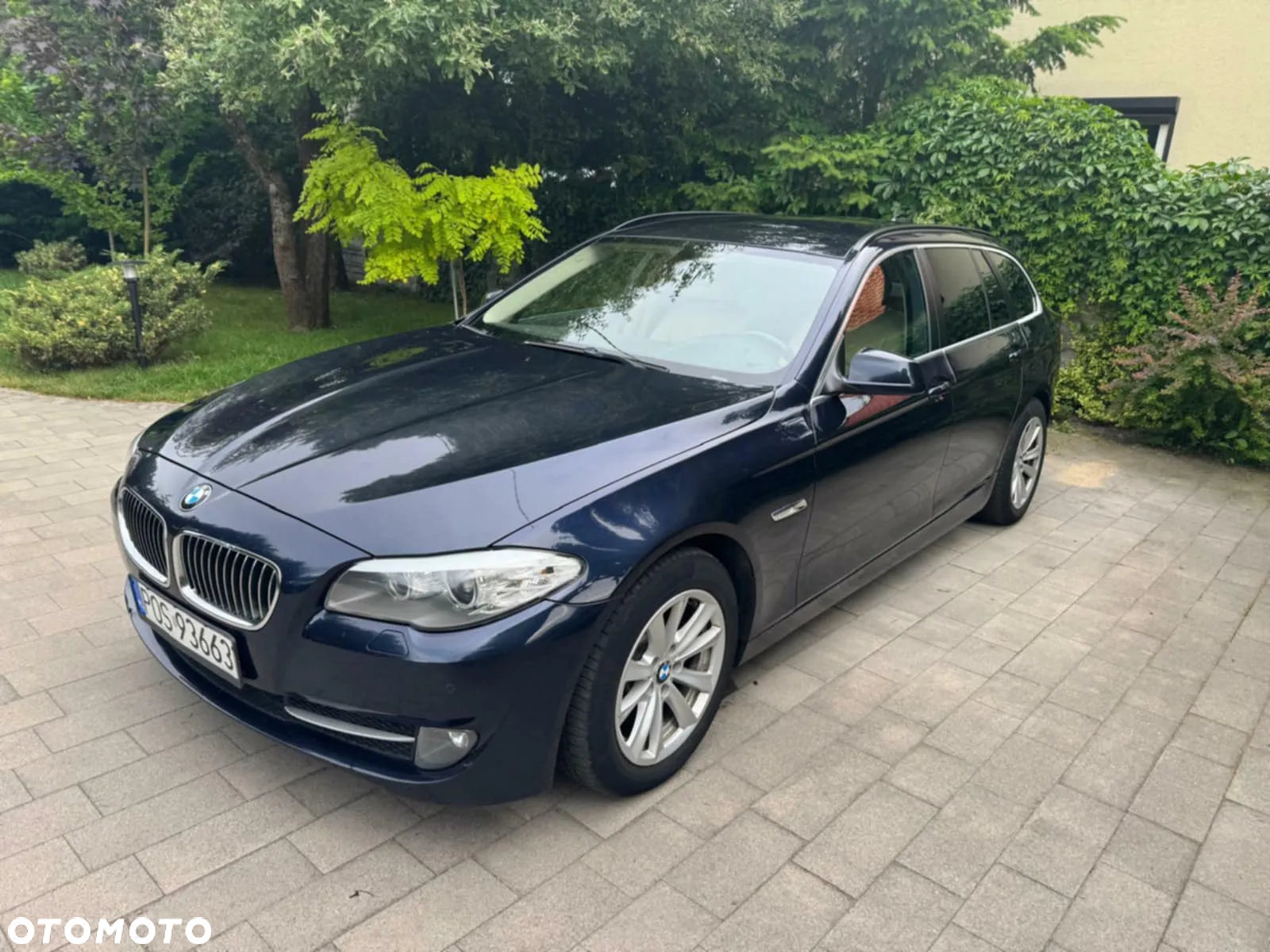 BMW Seria 5 520d Touring - 2