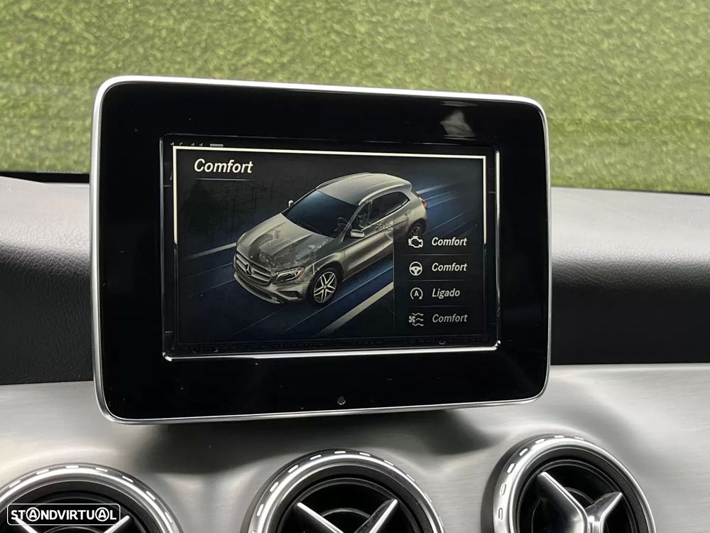 Mercedes-Benz GLA 180 d AMG Line Aut. - 24