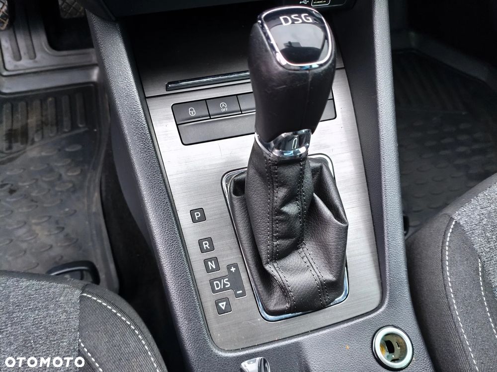 Skoda Octavia 1.6 TDI DSG Soleil - 26